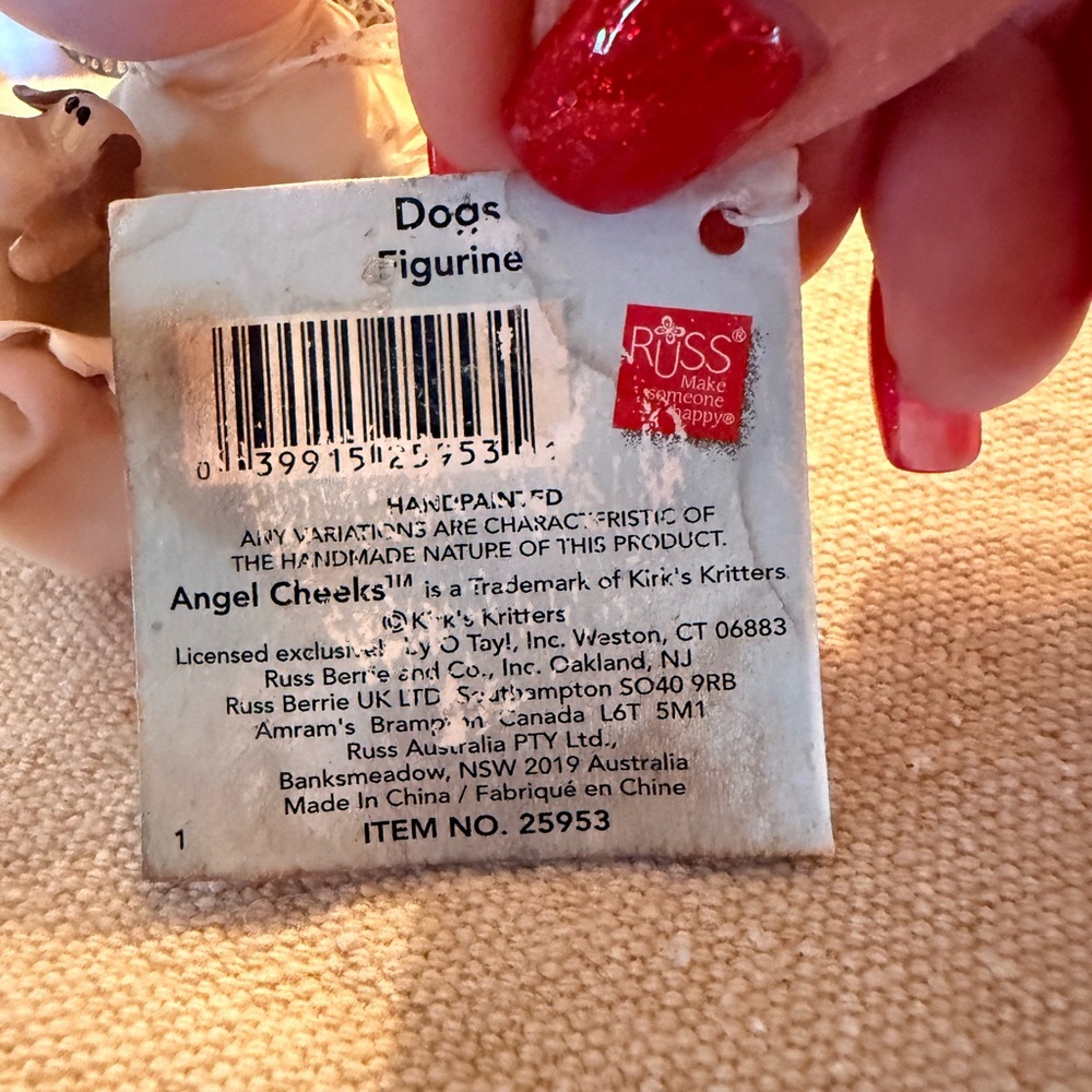 Adorable Angel Cheeks Figurines with Gold Wings - Picture 12 of 12